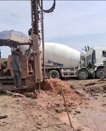 硚口区岩石井施工